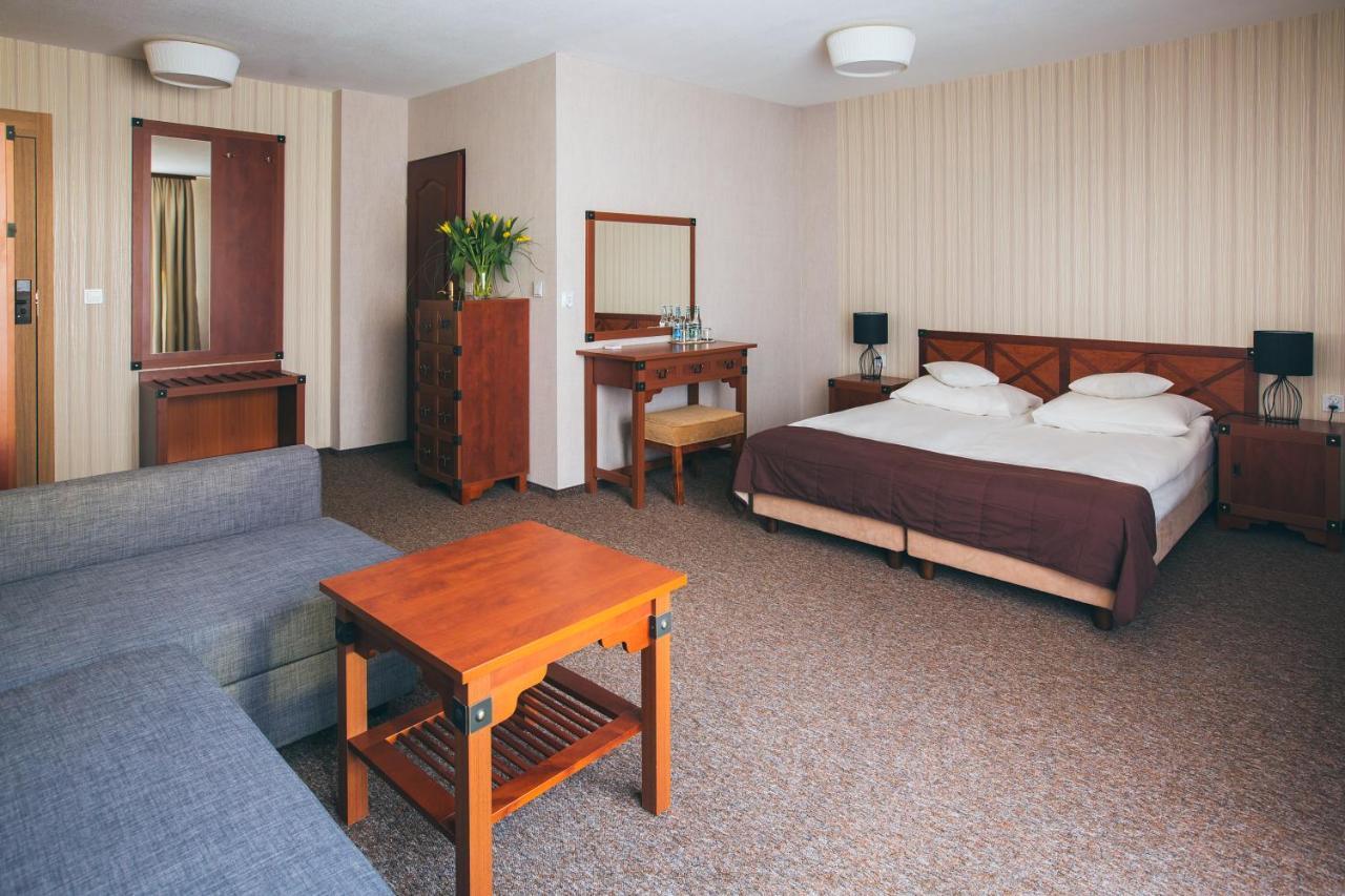 シュチルク Skalny Bed & Breakfast エクステリア 写真